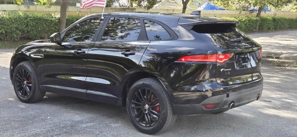 2017 Jaguar F-Pace - Image 12 of 19