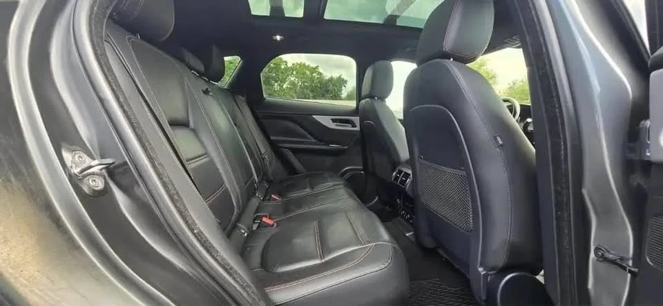 2017 Jaguar F-Pace - Image 17 of 18