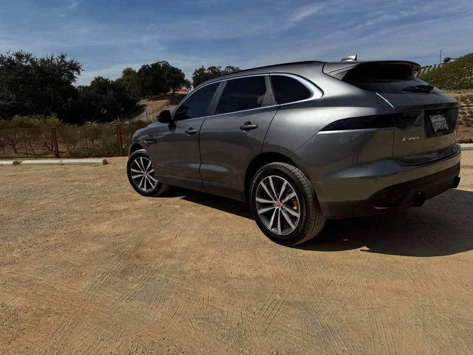 2017 Jaguar F-Pace - Image 10 of 16