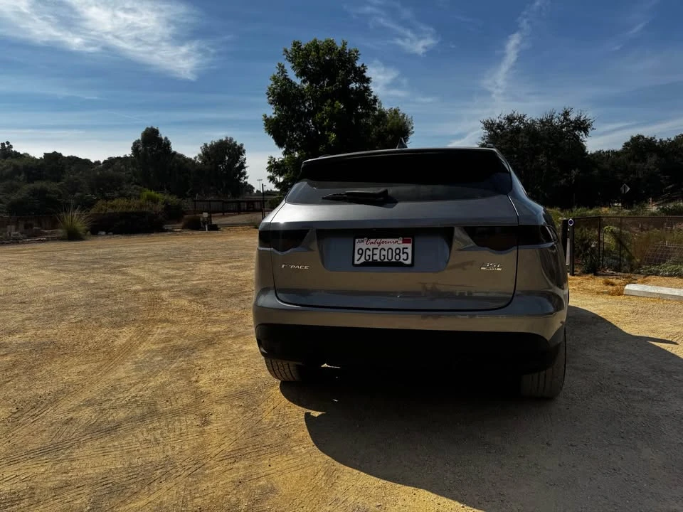2017 Jaguar F-Pace - Image 8 of 16