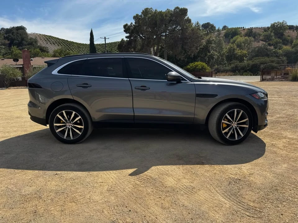 2017 Jaguar F-Pace - Image 6 of 16