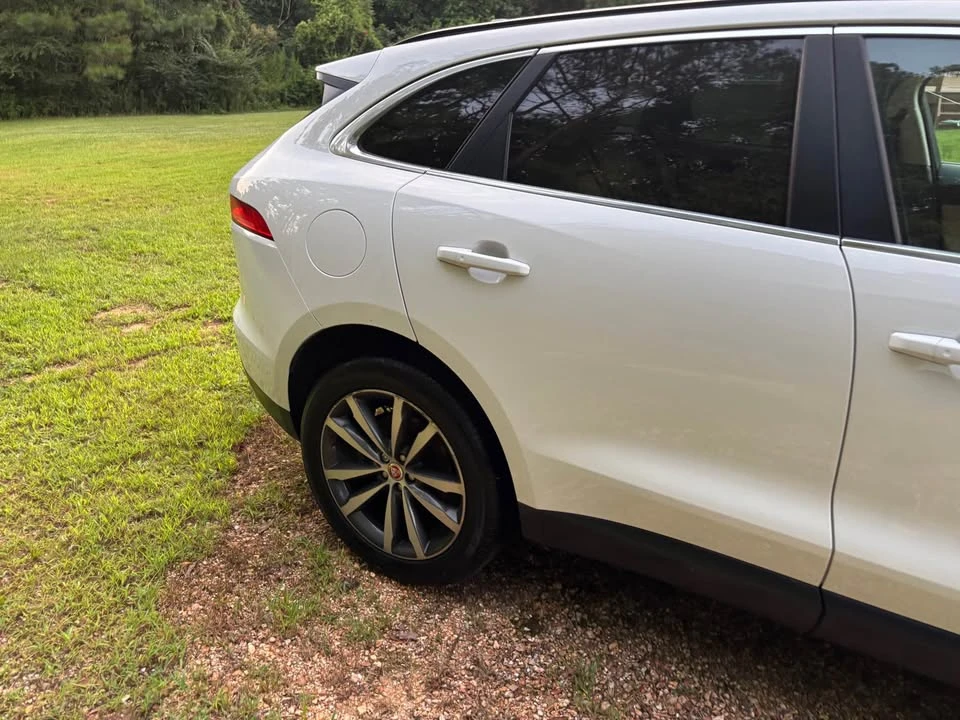 2017 Jaguar F-Pace - Image 3 of 9