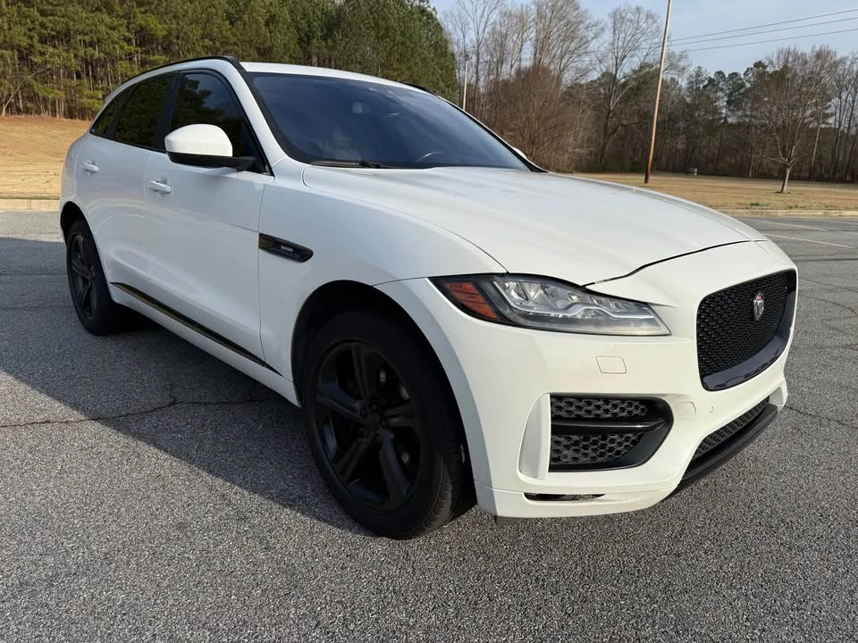 2017 Jaguar F-Pace - Image 2 of 12