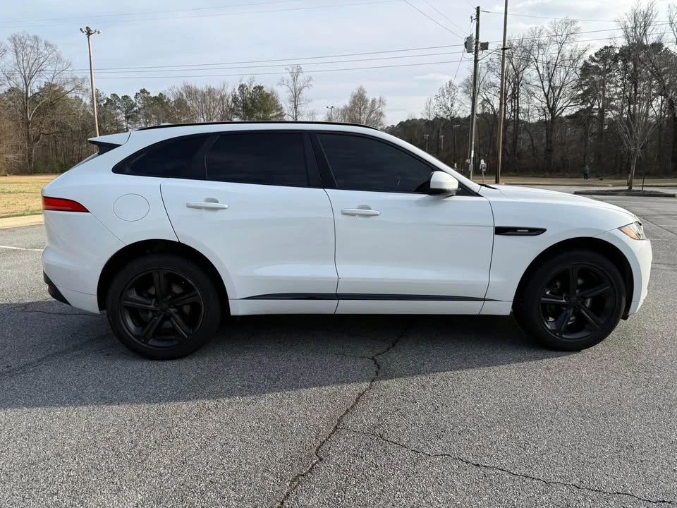 2017 Jaguar F-Pace - Image 3 of 12