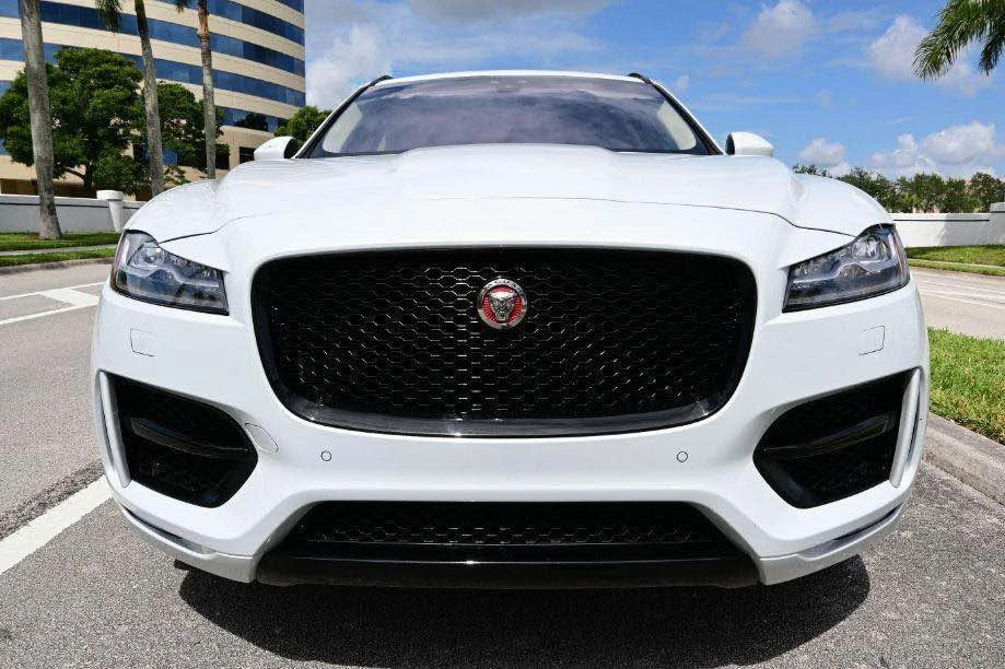 2017 Jaguar F-Pace - Image 4 of 13