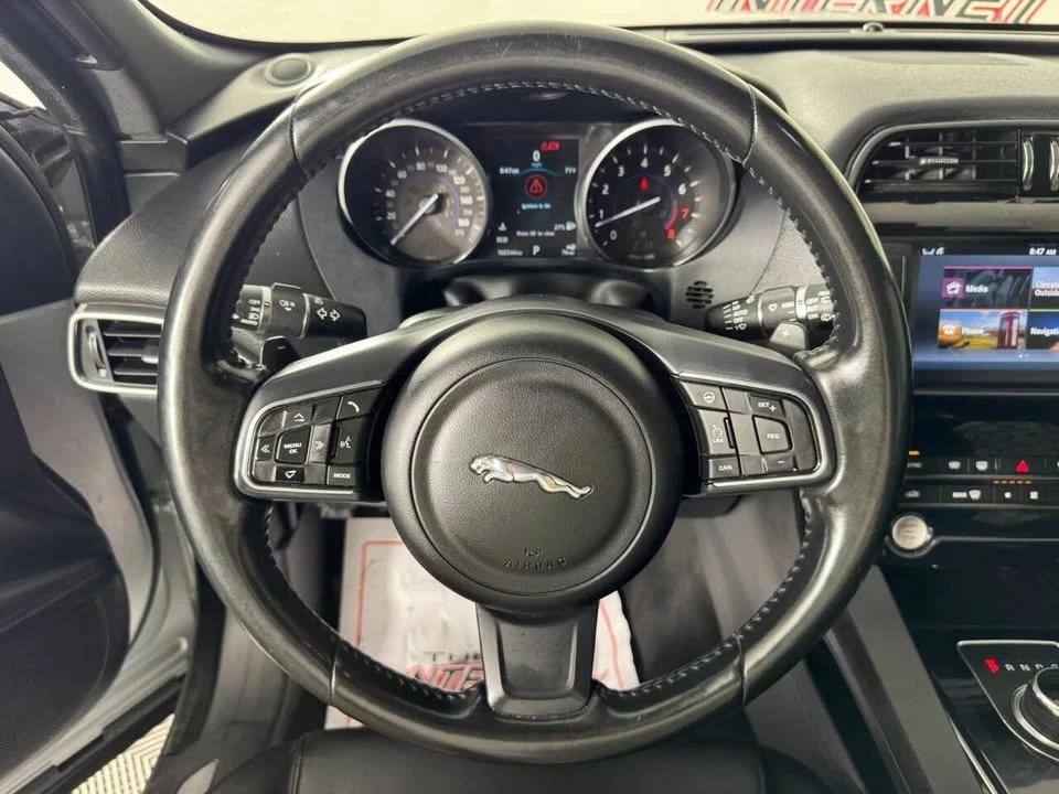 2017 Jaguar F-Pace - Image 12 of 20