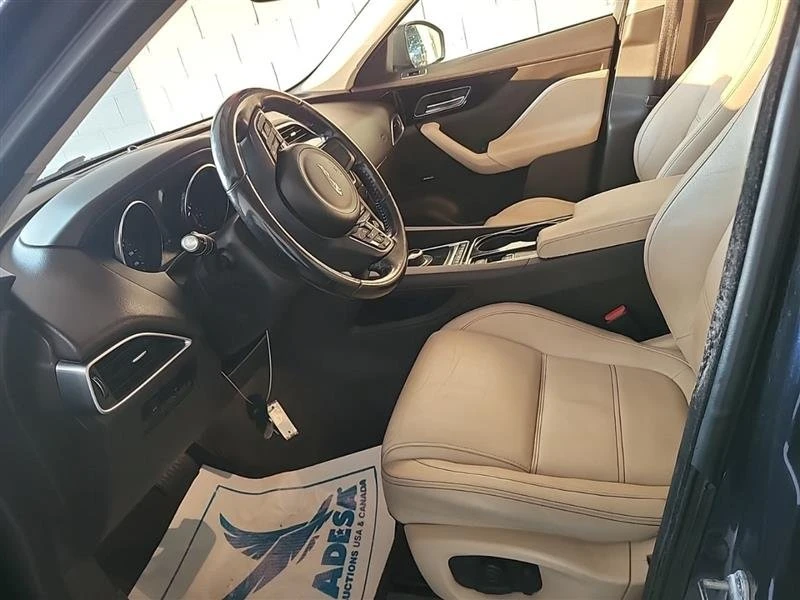 2017 Jaguar F-Pace - Image 7 of 15