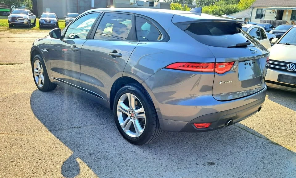 2017 Jaguar F-Pace - Image 4 of 15