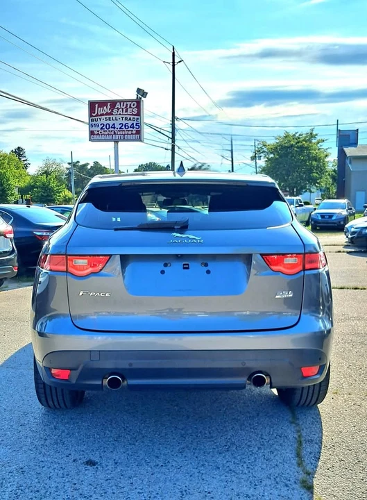 2017 Jaguar F-Pace - Image 5 of 15
