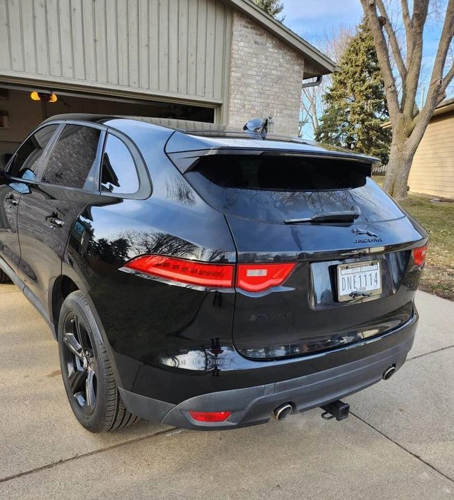 2017 Jaguar F-Pace - Image 4 of 5