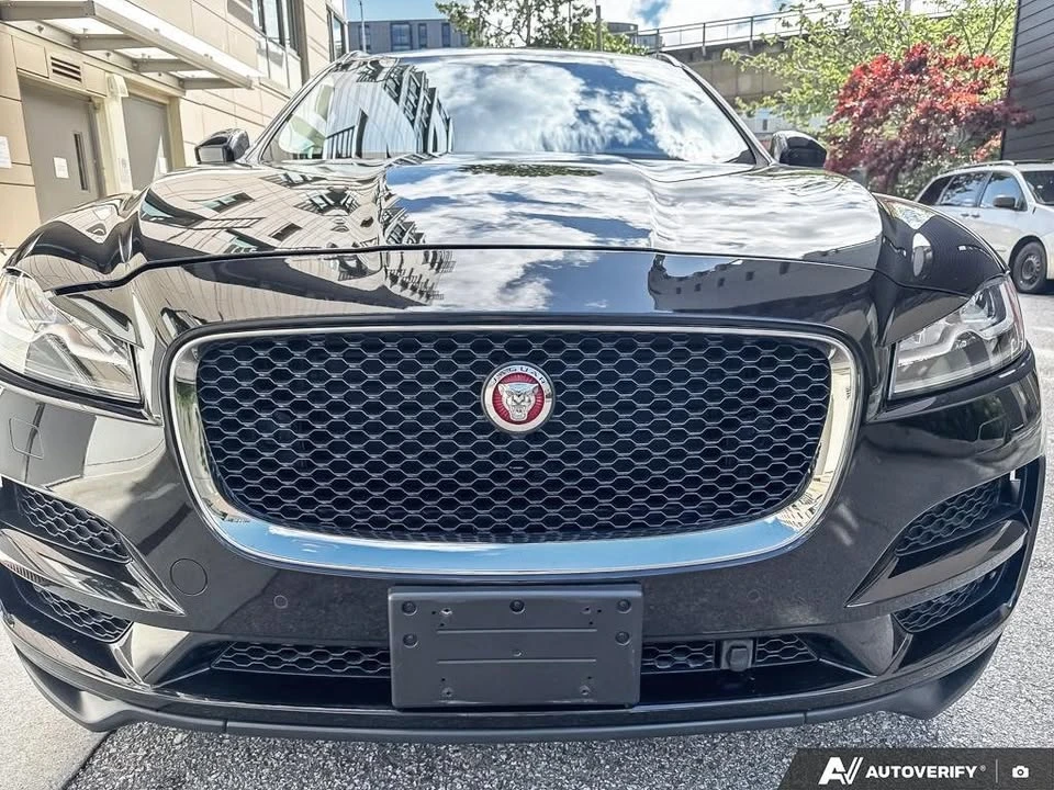 2017 Jaguar F-Pace - Image 7 of 20