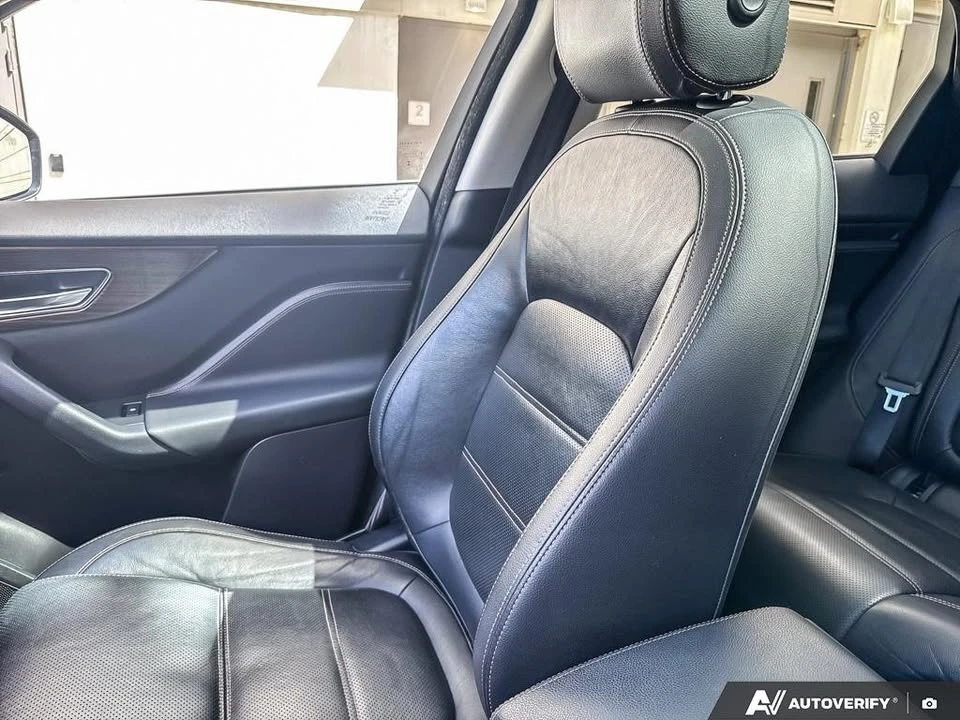 2017 Jaguar F-Pace - Image 14 of 20