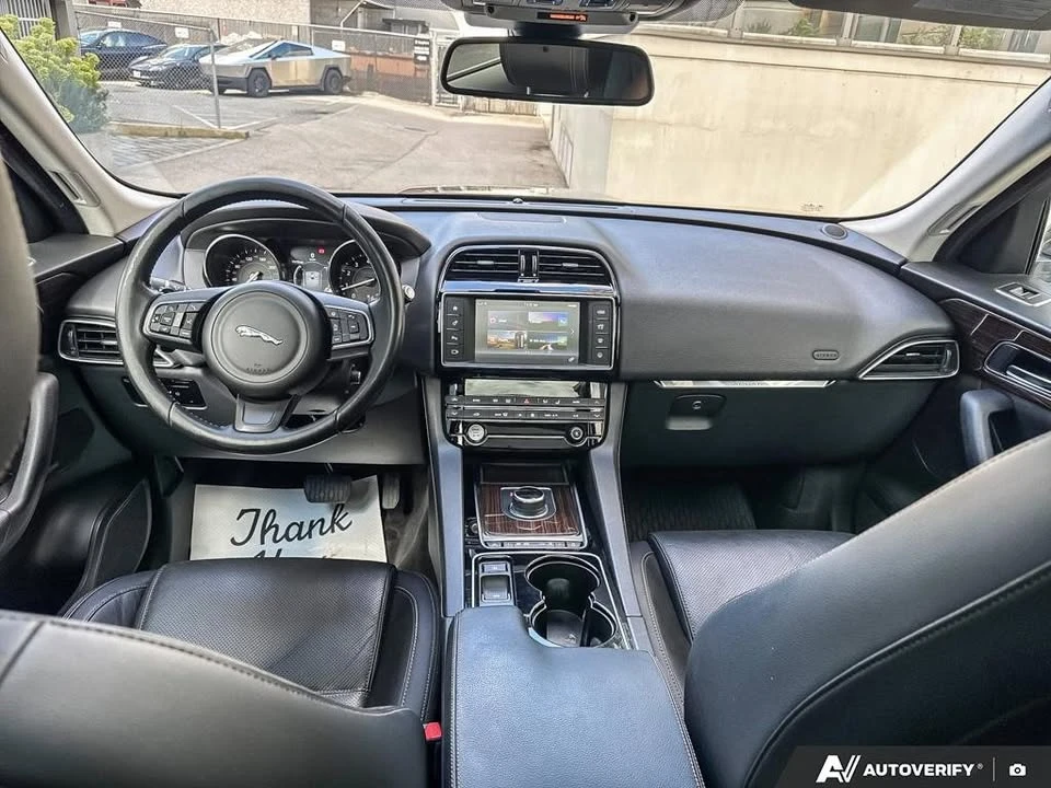 2017 Jaguar F-Pace - Image 18 of 20
