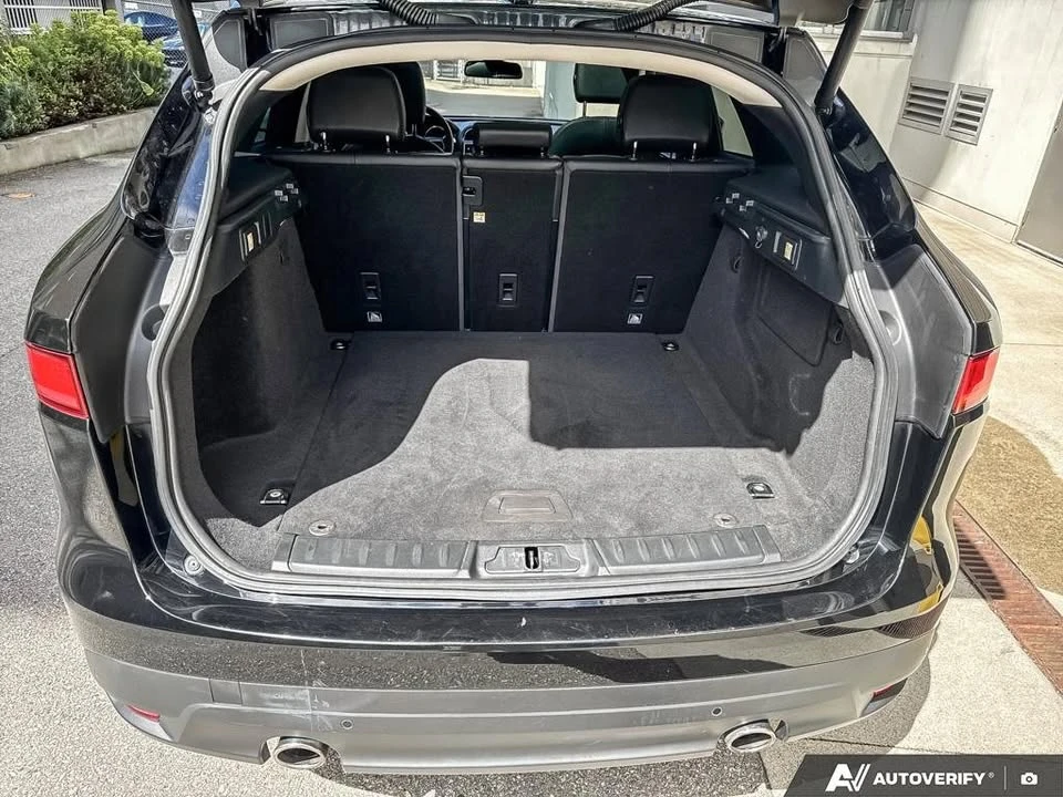 2017 Jaguar F-Pace - Image 20 of 20