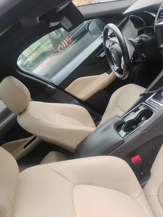 2017 Jaguar F-Pace - Image 4 of 8