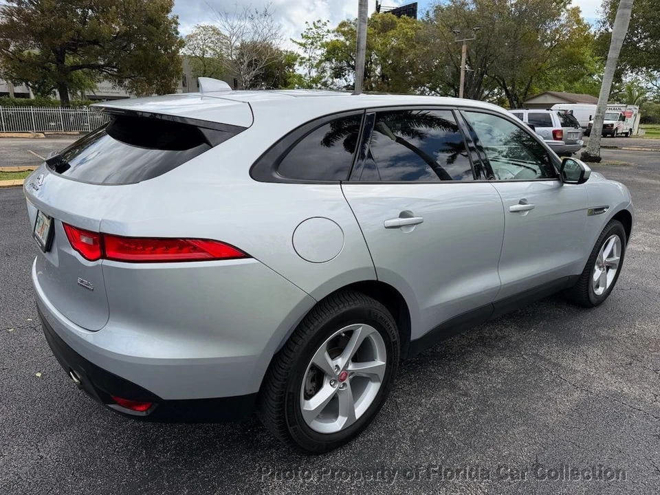 2017 Jaguar F-Pace - Image 4 of 12