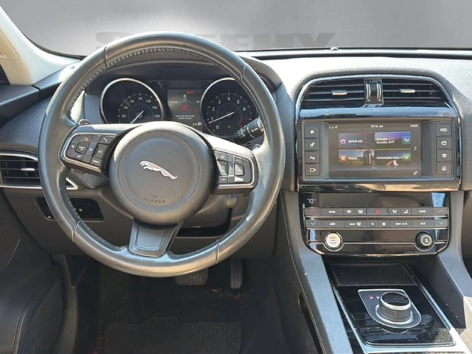 2017 Jaguar F-Pace - Image 16 of 17
