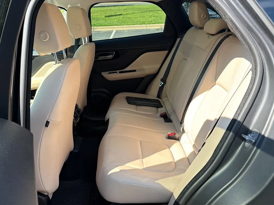 2017 Jaguar F-Pace - Image 14 of 17
