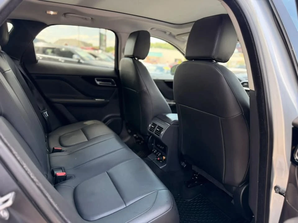2017 Jaguar F-Pace - Image 16 of 20