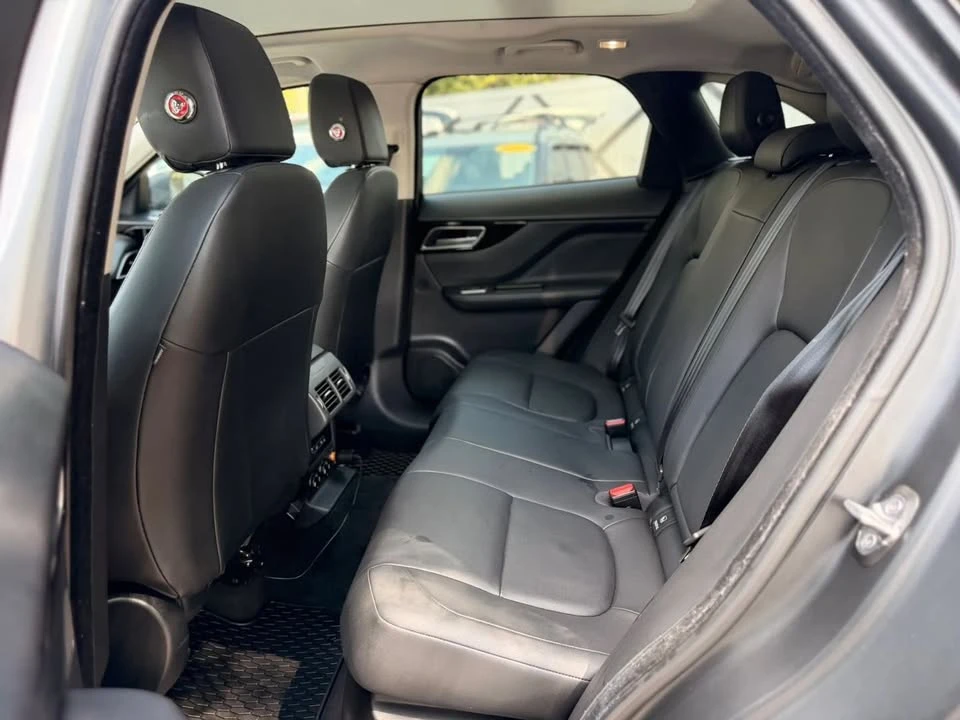 2017 Jaguar F-Pace - Image 15 of 20