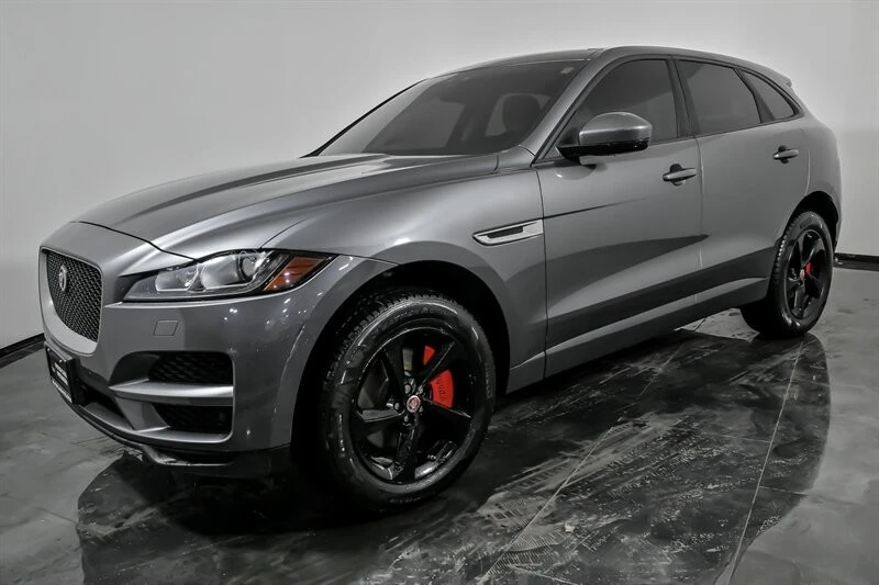 2017 Jaguar F-Pace - Image 5 of 12