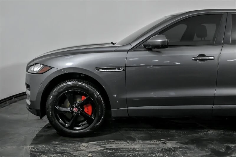 2017 Jaguar F-Pace - Image 6 of 12