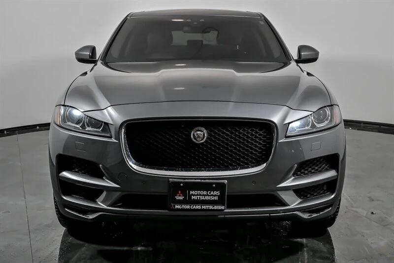 2017 Jaguar F-Pace - Image 4 of 12