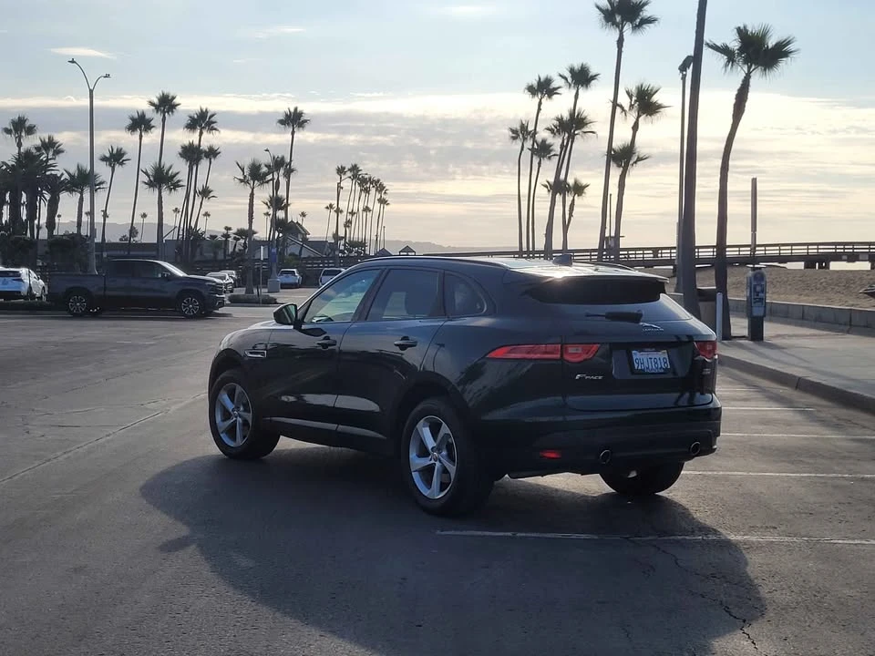 2017 Jaguar F-Pace - Image 3 of 20