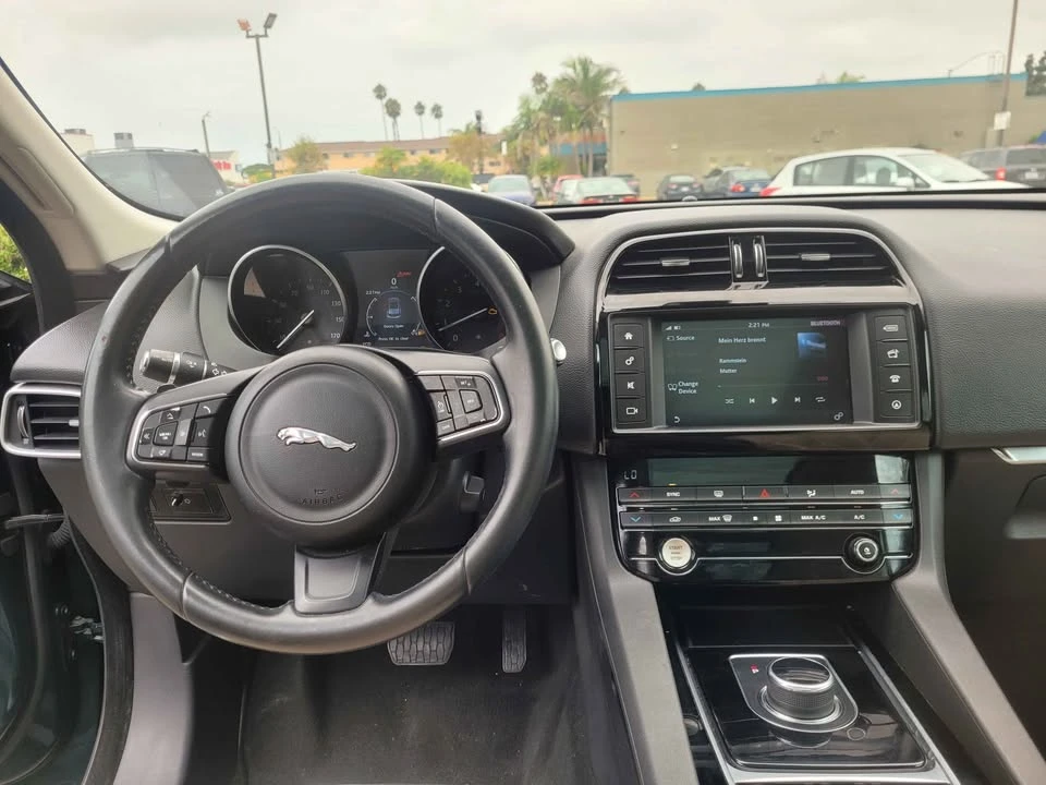 2017 Jaguar F-Pace - Image 16 of 20