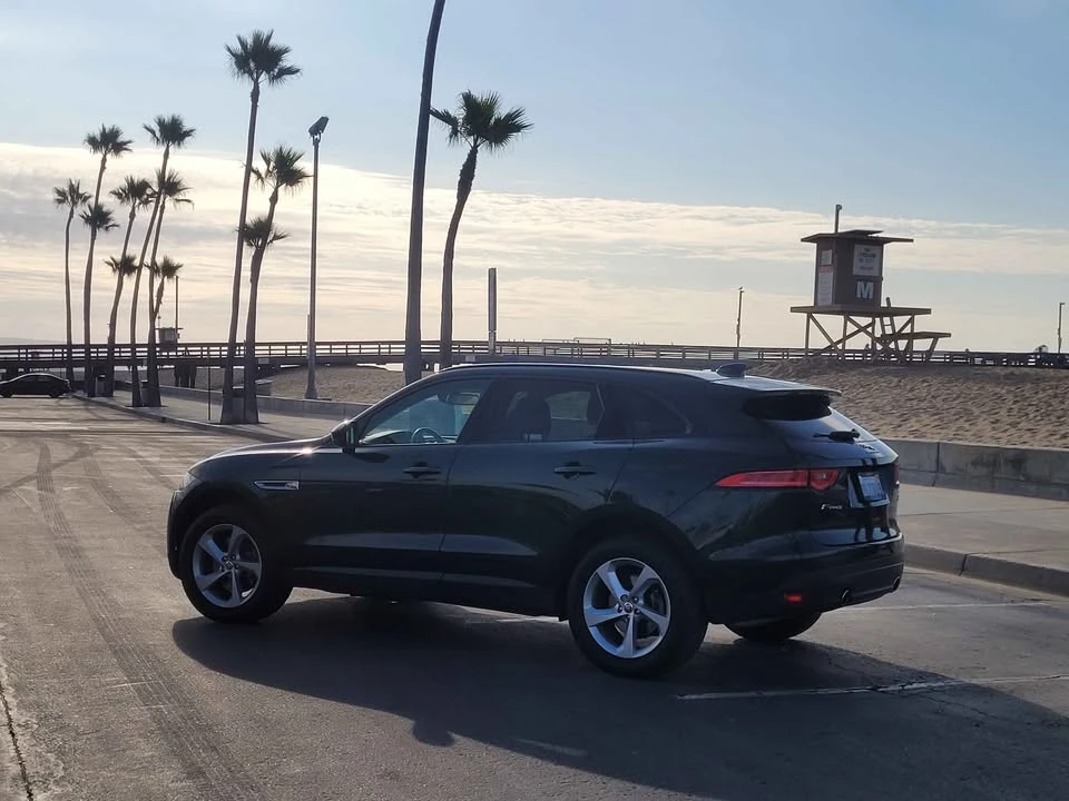2017 Jaguar F-Pace - Image 6 of 20
