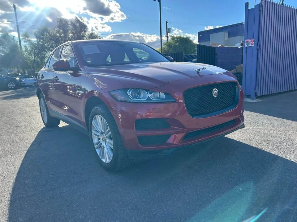 2017 Jaguar F-Pace - Image 3 of 7