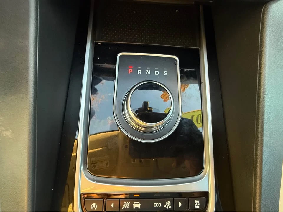 2017 Jaguar F-Pace - Image 14 of 20