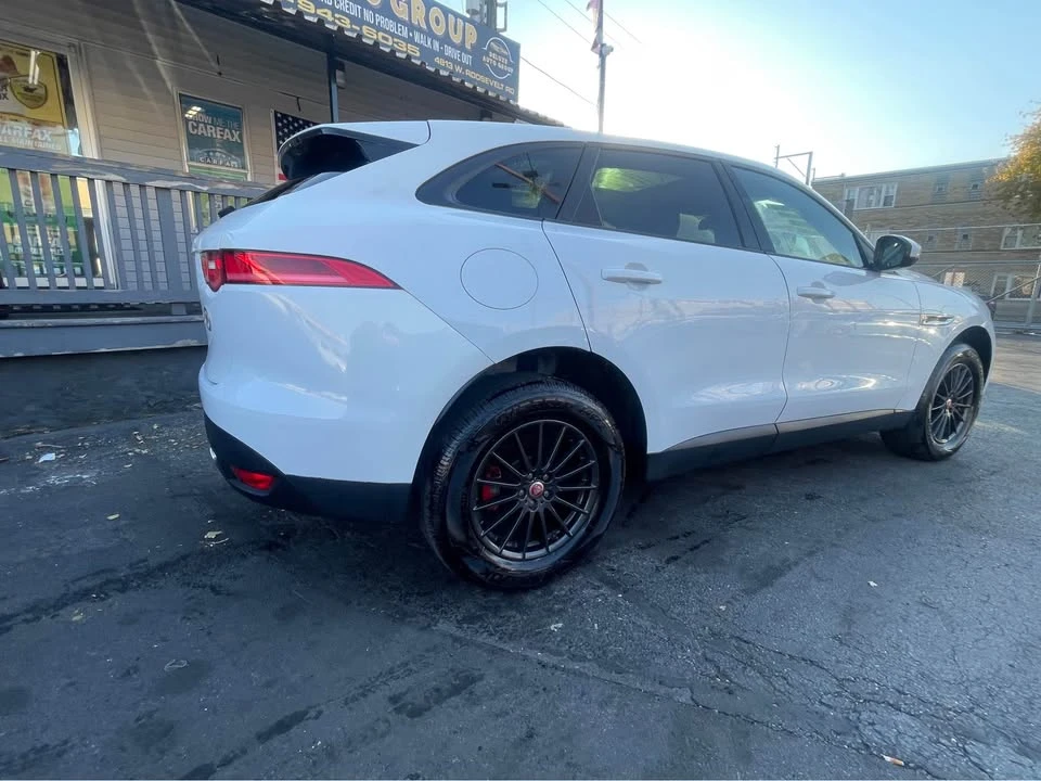 2017 Jaguar F-Pace - Image 7 of 20