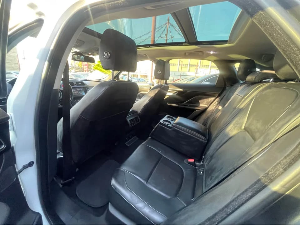 2017 Jaguar F-Pace - Image 17 of 20