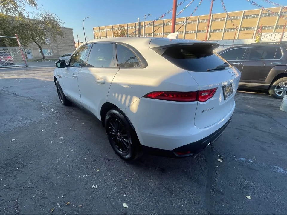 2017 Jaguar F-Pace - Image 4 of 20