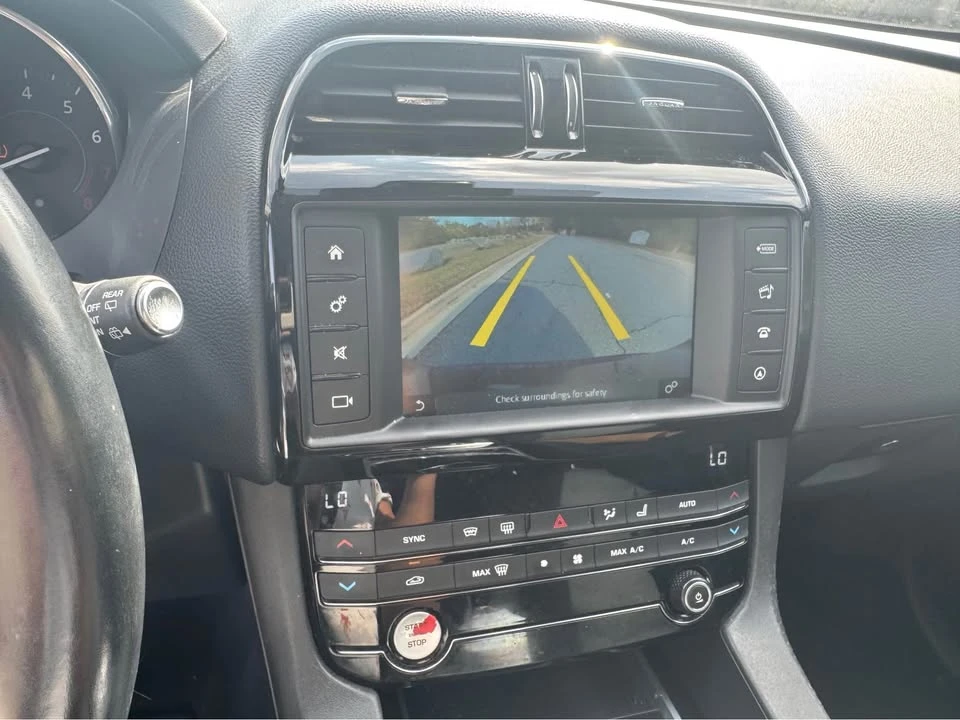 2017 Jaguar F-Pace - Image 8 of 9