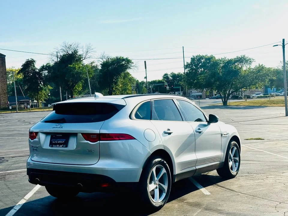 2017 Jaguar F-Pace - Image 7 of 16