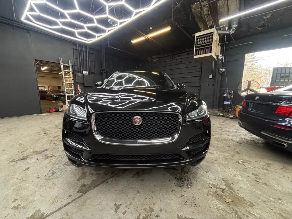 2017 Jaguar F-Pace - Image 7 of 13