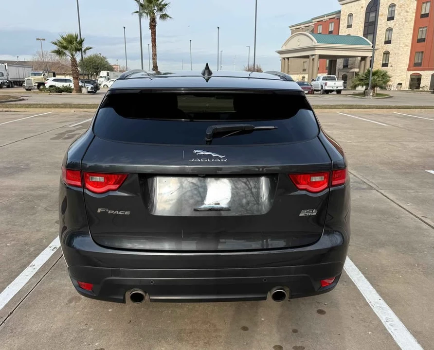 2017 Jaguar F-Pace - Image 5 of 20