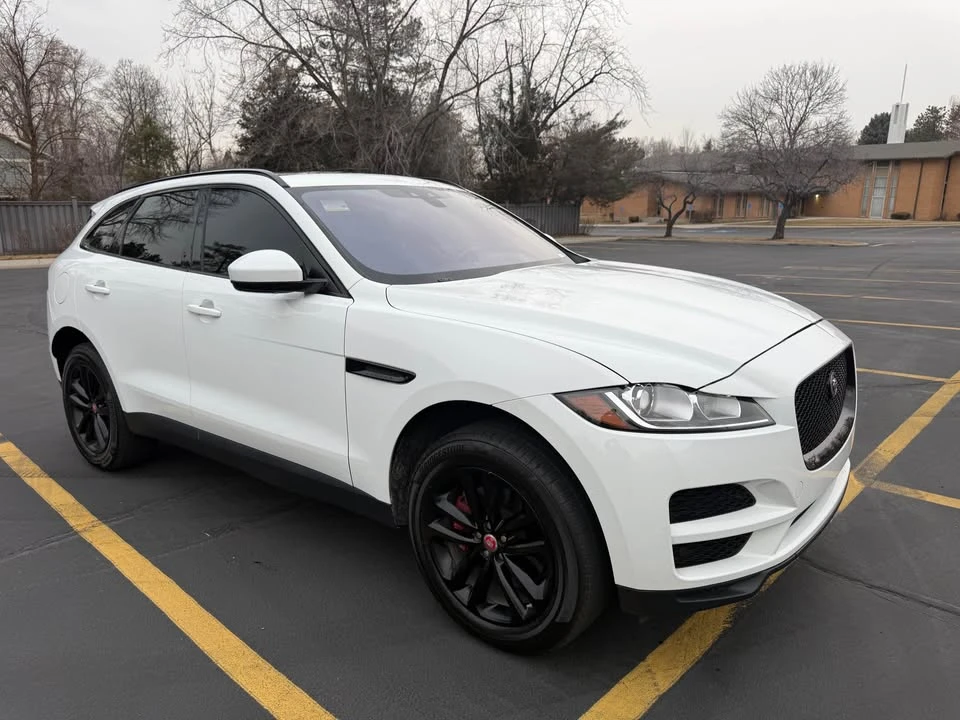 2017 Jaguar F-Pace - Image 6 of 13