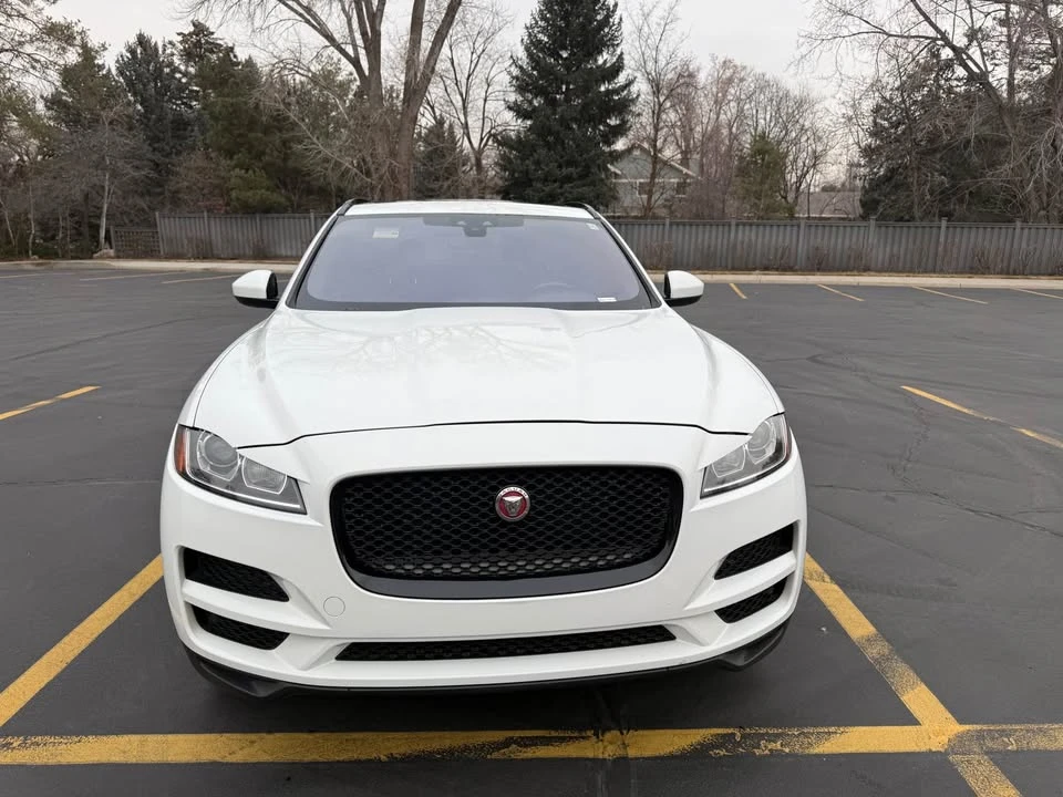 2017 Jaguar F-Pace - Image 7 of 13