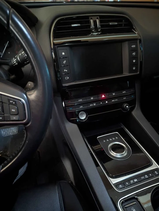 2017 Jaguar F-Pace - Image 13 of 13