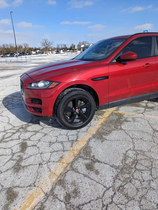 2017 Jaguar F-Pace - Image 8 of 13