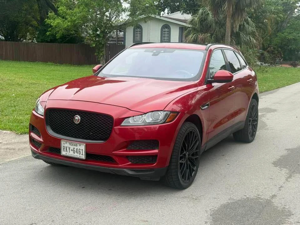 2017 Jaguar F-Pace - Image 3 of 10