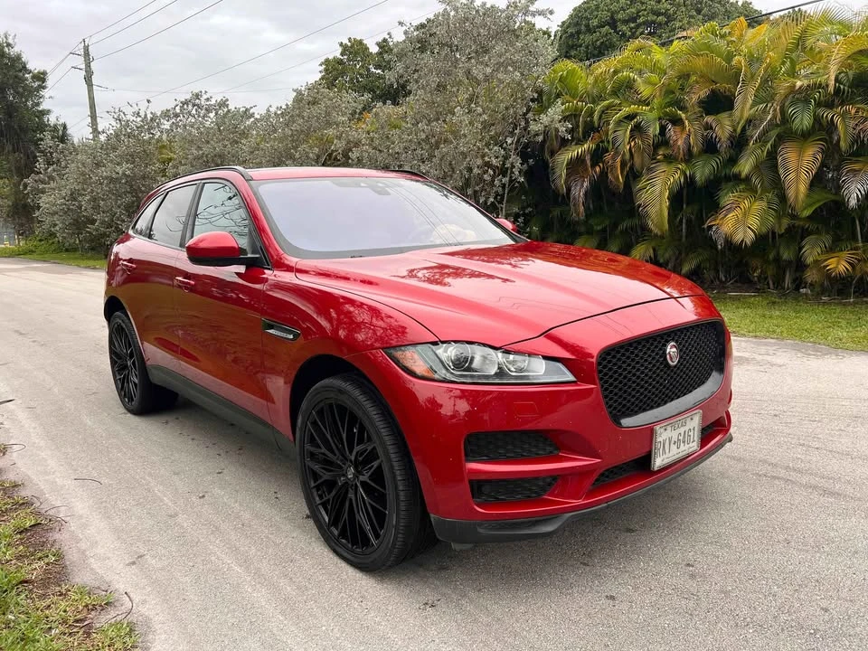 2017 Jaguar F-Pace - Image 3 of 12
