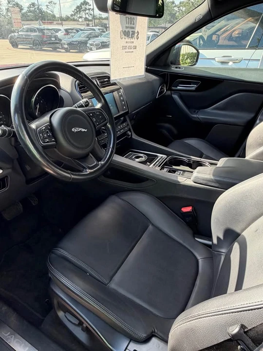 2017 Jaguar F-Pace - Image 3 of 5