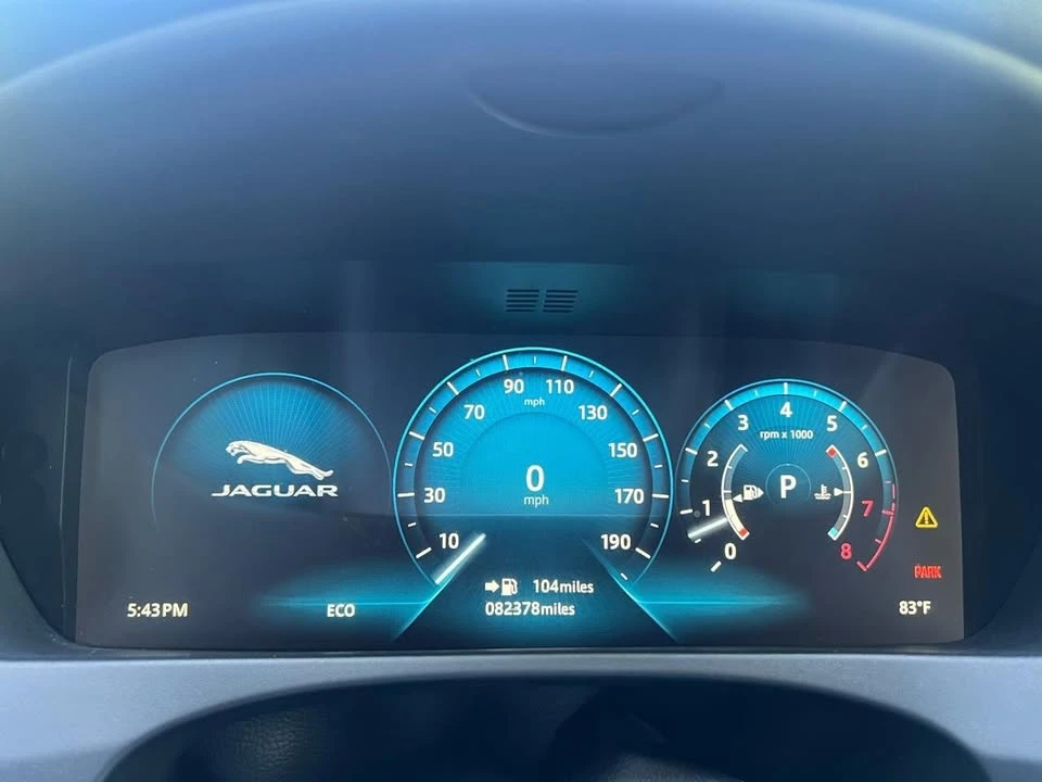 2017 Jaguar F-Pace - Image 10 of 21
