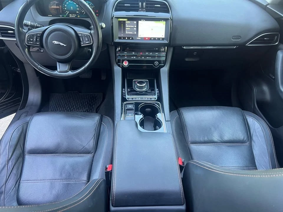 2017 Jaguar F-Pace - Image 18 of 21