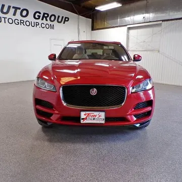 2017 Jaguar F-PACE 35t Premium Sport Utility 4D