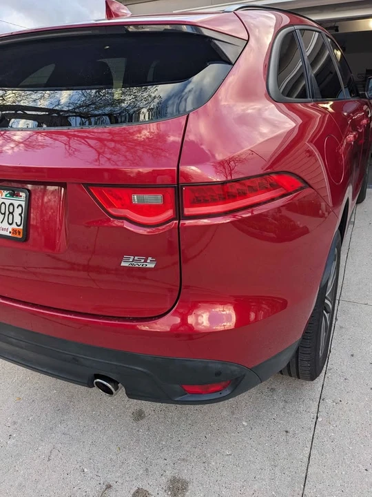 2017 Jaguar F-Pace - Image 5 of 15